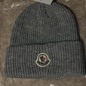 Moncler Beanie Grey